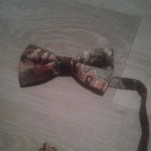 Mens handcrafted Bowtie
